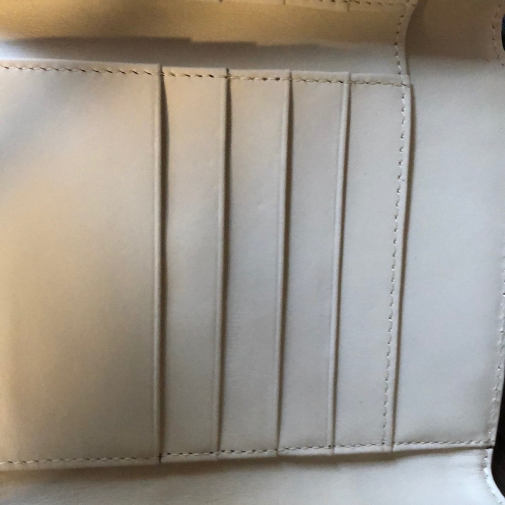 Red Envelope Wallet - Picture 4 of 6